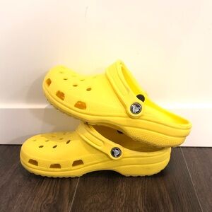 CROCS yellow women’s size 7